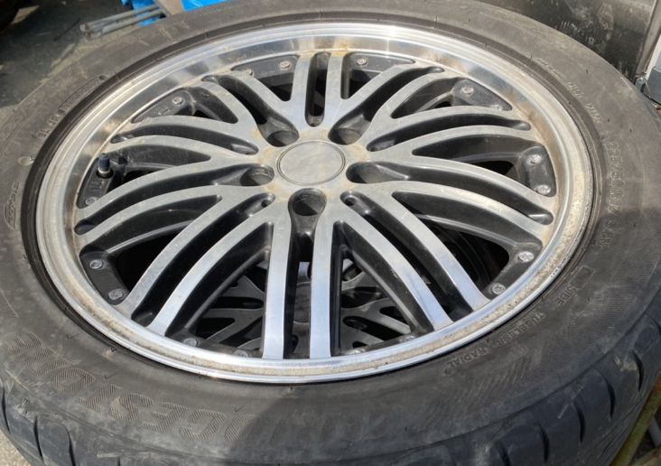 アルミホイール(タイヤ付）